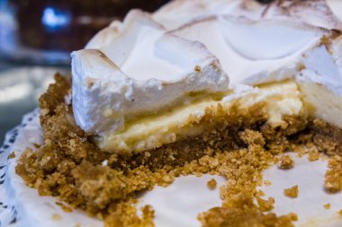 Pasta krema ve fındık ile