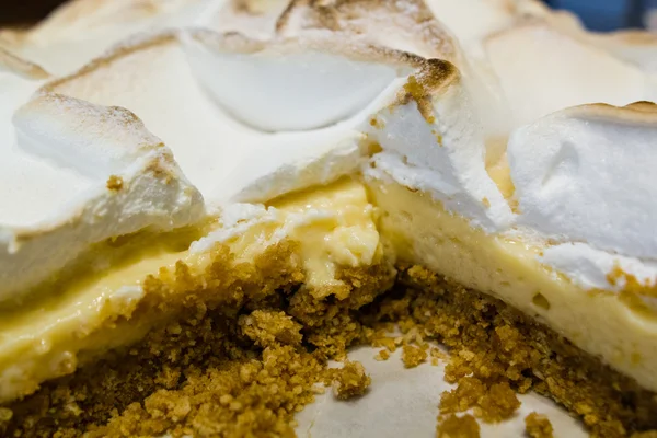 Pasta krema ve fındık ile