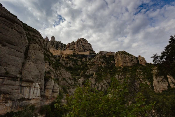 Hiszpania, 20 września 2016: Klasztor Santa Maria de Montserrat Abbey Abadia de Montserrat. — Zdjęcie stockowe