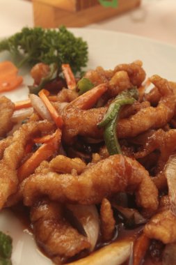 Kızarmış sebzeler