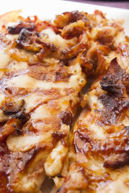 Mantarlı Pizza Barbekü