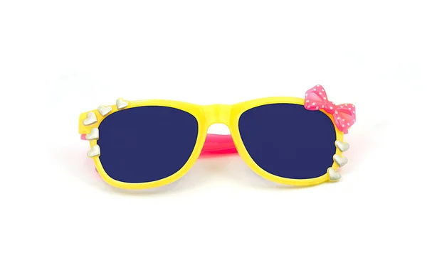 Belles lunettes de soleil jaunes isoler fond blanc — Photo