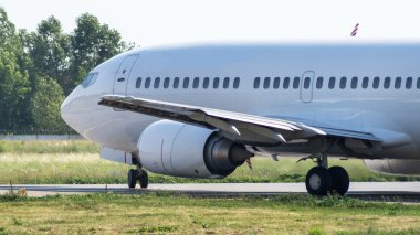 Jet uçak kanat ve motor