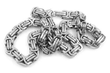 Erkekler için büyük gümüş zincir. Paslanmaz çelik. Tek renk arkaplan. OEM ürünü