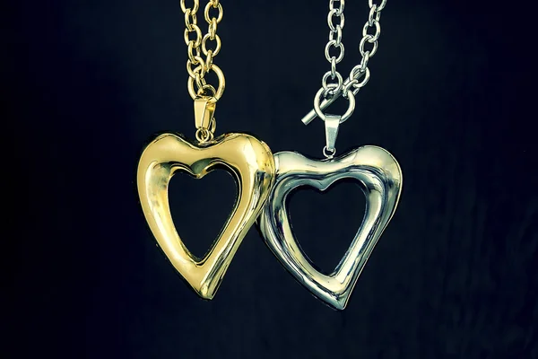 Arany és ezüst szív — Stock Fotó