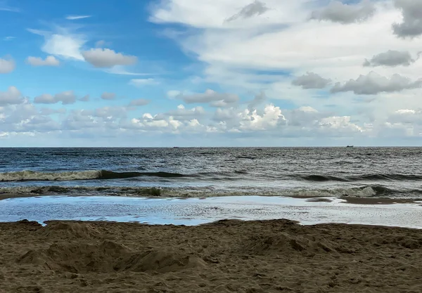 Landschaft Mit Sandstrand Und Meer — Stockfoto