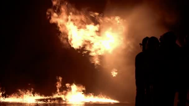 Ten Film Jest Rozdzielczość Film Przeciwpożarowy Walki Agresywny Ogień — Wideo stockowe