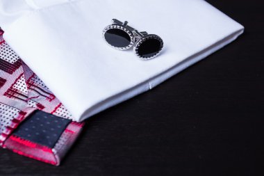 kol düğmeleri, Stil, moda aksesuar