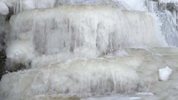 Primo Piano Filmato Una Bella Cascata Ghiacciata Inverno — Video Stock