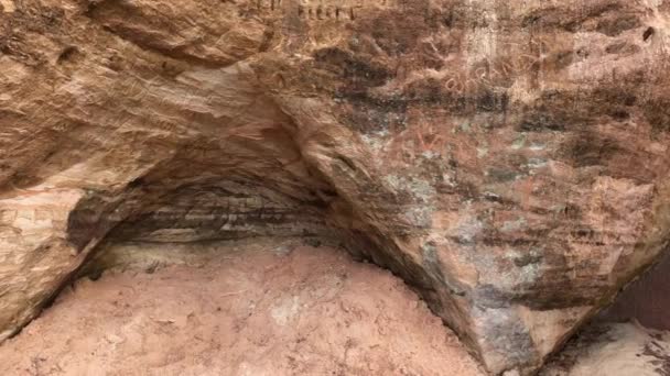 Uma Das Cavernas Encontradas Piusa Piusa Grutas Arenito Maior Colônia — Vídeo de Stock