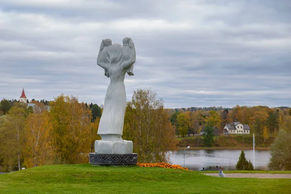 Rear View Monument Estonian Mother Cloudy Autumn Day Located Rouge — Stock Photo, Image