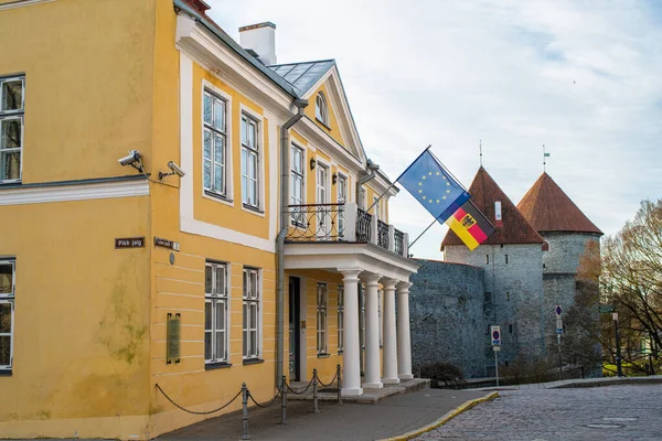 Historic City House Toompea Hill Which Now Official Residence German — Stock Photo, Image