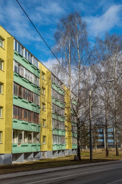 Edifício Típico Apartamentos Pós Soviéticos Distrito Lasnamae Lasname Estoniano Rua — Fotografia de Stock