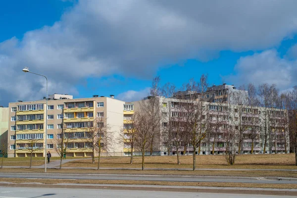 Edifícios Típicos Apartamentos Pós Soviéticos Distrito Lasnamae Lasname Estoniano Rua — Fotografia de Stock