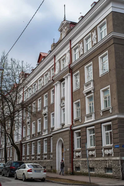 Edificio Histórico Apartamentos Calle Kentmanni Centro Tallin Estonio Kesklinn Nublado — Foto de Stock