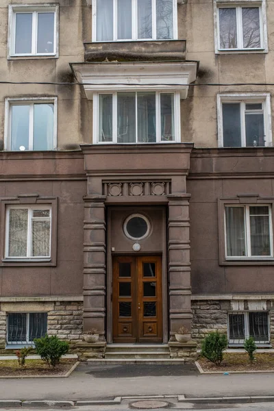 Entrada Para Edifício Apartamentos Histórico Rua Kauka Centro Cidade Tallinn — Fotografia de Stock