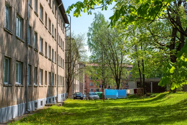 Pátio Casas Tijolos Soviéticos Centro Cidade Tartu Lavandaria Limpa Seca — Fotografia de Stock