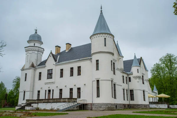 Kasteel Alatskivi Balmoral Castle Ests Alatskivi Verlies Prachtig Wit Neogotisch — Stockfoto