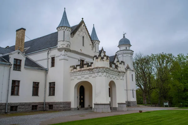 Kasteel Alatskivi Balmoral Castle Ests Alatskivi Verlies Prachtig Wit Neogotisch — Stockfoto