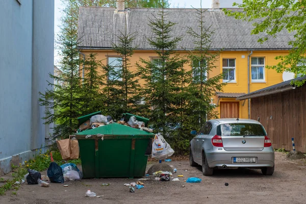 Silver Bmw Series Parked Big Green Metal Trash Container Full — Stock Photo, Image