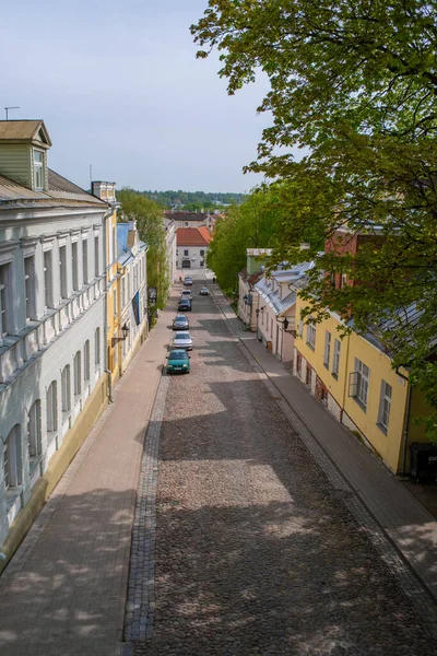 Lossi Utca Tartu Óvárosában Egy Napos Tavaszi Napon — Stock Fotó