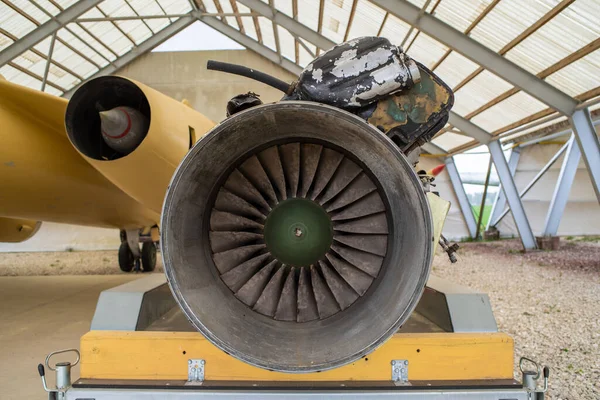 Gamla Turbofläkt Jetmotor Estlands Flygmuseum — Stockfoto