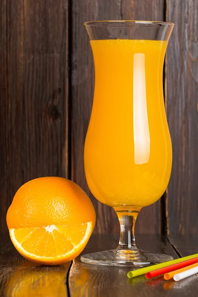 Orange juice and orange — Stock Photo, Image