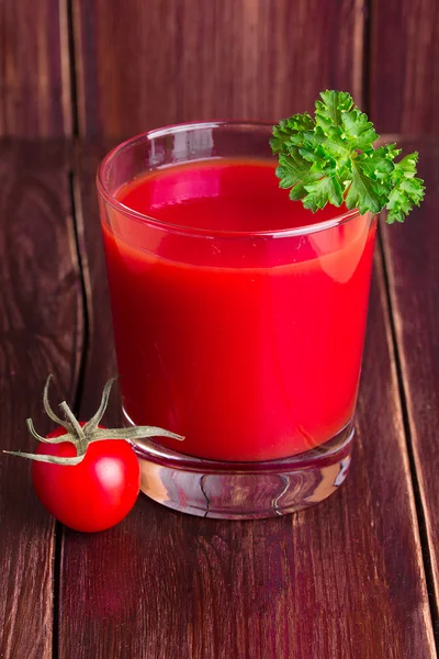 Suco de tomate em — Fotografia de Stock