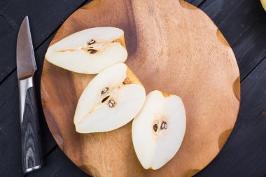 Çince kesmek armut bir