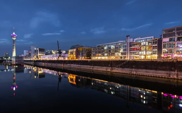 Illuminated Duesseldorf Downtown District Medienhafen Skyline Night — Stock Photo, Image