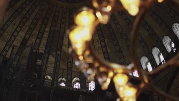 Lâmpada Pendurada Dentro Mesquita Istambul — Vídeo de Stock