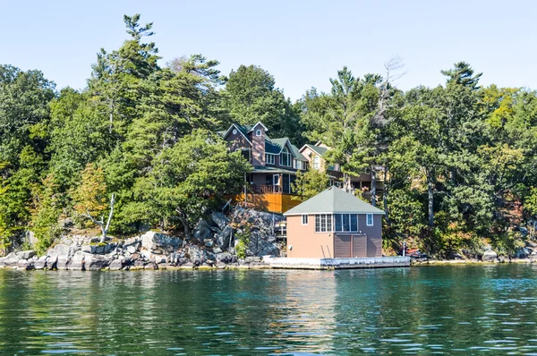 Kingston, Kanada - Temmuz 17, 2015:1000 adalar ve Kingston, Ontario, Kanada