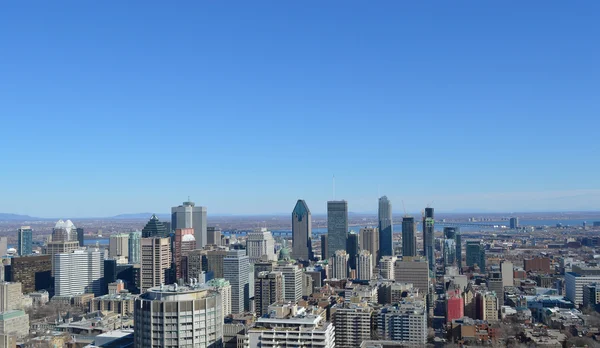 Montreal Skyline på våren — Stockfoto