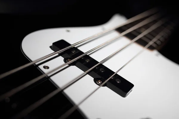 Bass guitar — Stock Photo, Image