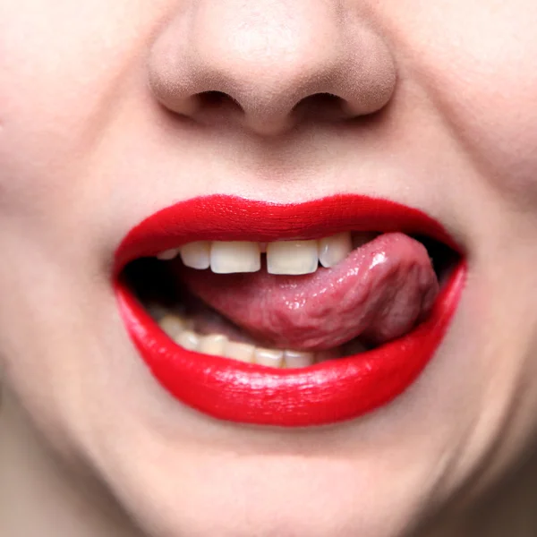 Weibliche Lippen — Stockfoto