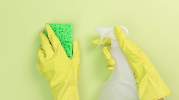 Hands Yellow Gloves Holding Leaning Sponge Cleaning Product — Stock Video