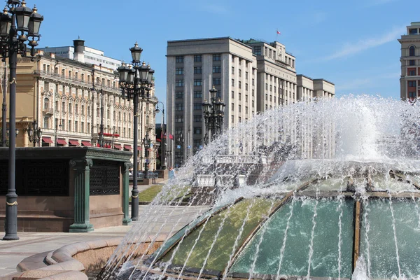 Moskova 'daki Manezhnaya Meydanı