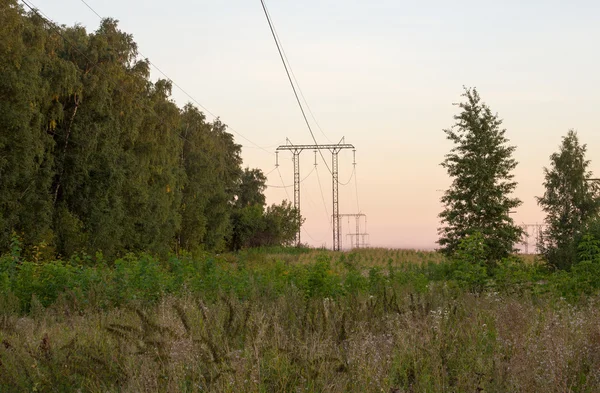 ufuk içine kaybolan İsale Hattı