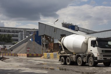 beton veya çimento fabrikası