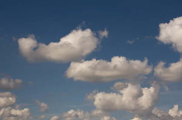 Gökyüzü ve Bulutlar