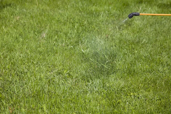 Пристрій розпилення пестицидів . — стокове фото