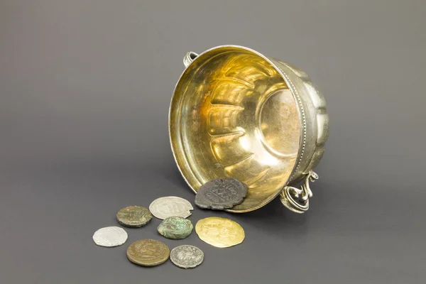 Antique bowl made of silver — Stock Photo, Image