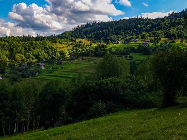 Dağların güzel manzarası