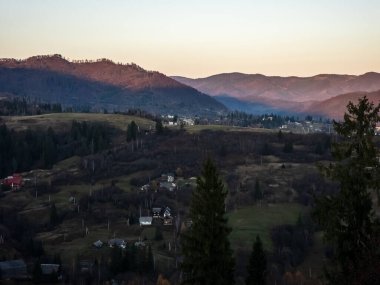 Karpatlar gün batımı.