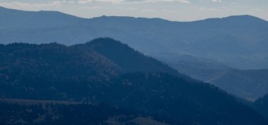 Dağların güzel manzarası