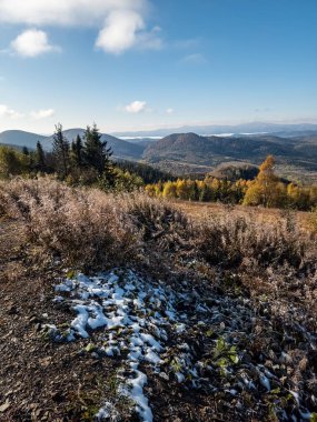 Vitoşa Dağı 'nın sonbahar manzarası, Sofya Şehri Bölgesi, İspanya