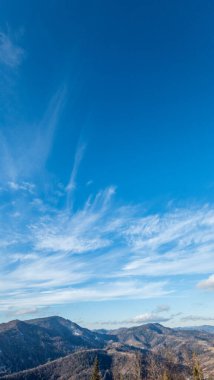 Dağların güzel manzarası