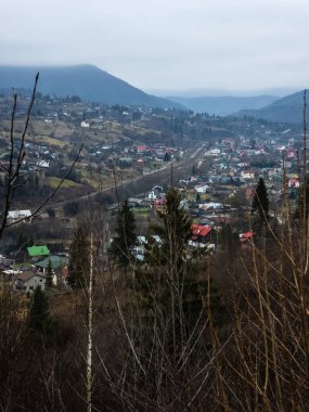 Tepenin tepesinden manzara