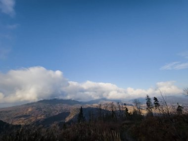 Dağların güzel manzarası