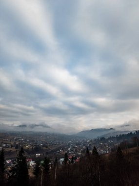 Sabah bulutlu gökyüzü